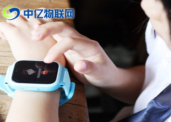 智能穿戴設(shè)備物聯(lián)網(wǎng)卡：運(yùn)動(dòng)軌跡實(shí)時(shí)監(jiān)控 一鍵報(bào)警！