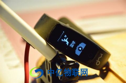 物聯(lián)網(wǎng)卡技術如何開啟智能穿戴系統(tǒng)新模式，影響智能穿戴市場？